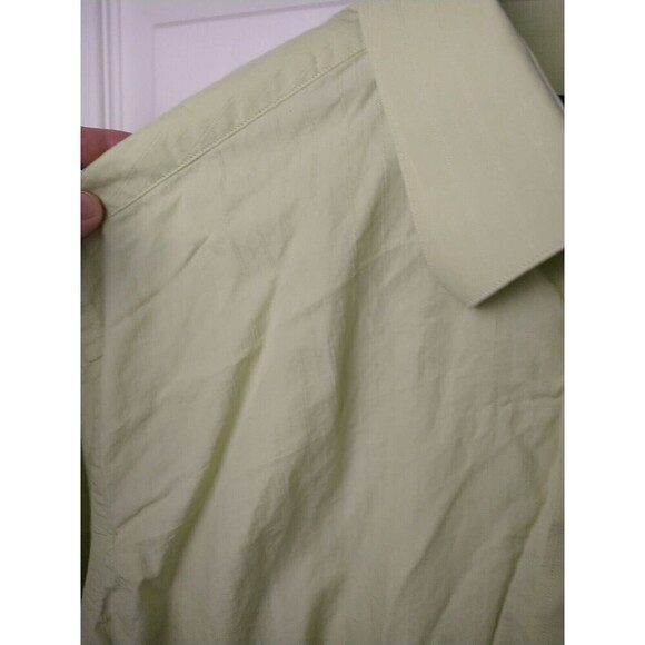 Nicole Miller Men's Light Green Collar Button Up Dress Shirt. Size XL - Picture 3 of 10